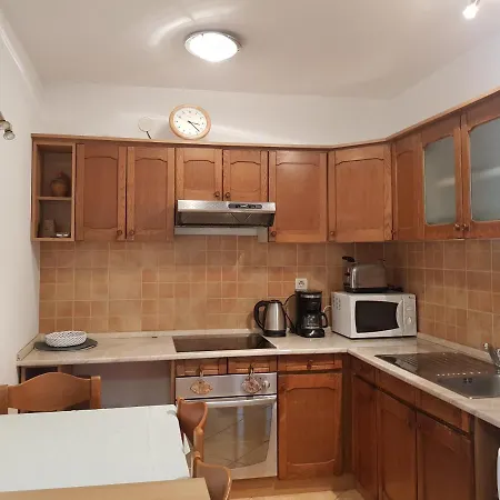 Apartment Korni *